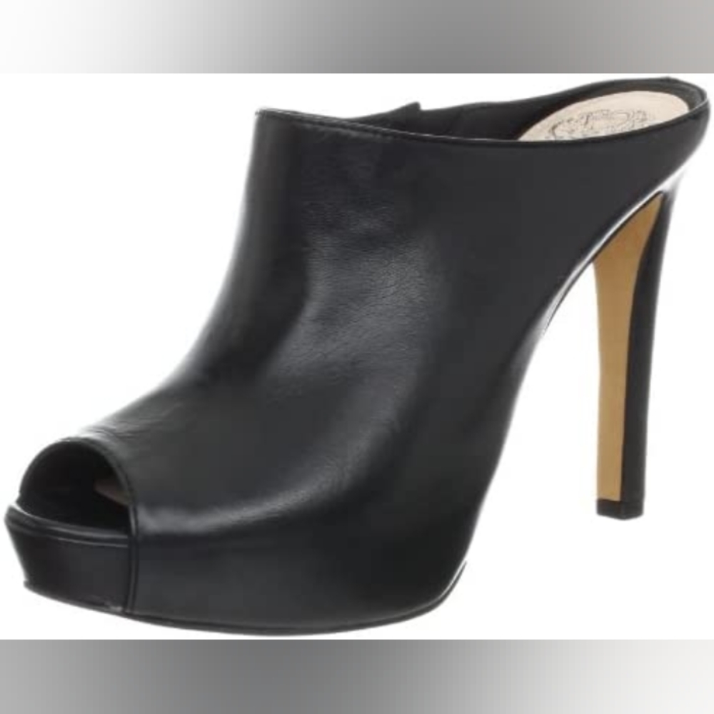 Vince Camuto Clog